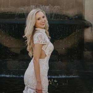 Meet your Posher, Alise